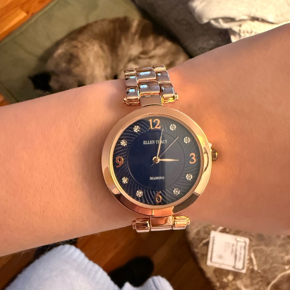 Ellen Tracy Watch - Picture 3 of 3